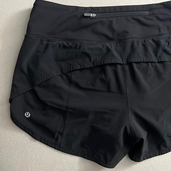 Lululemon Speed Short 4” lined- back zipper - Picture 4 of 13
